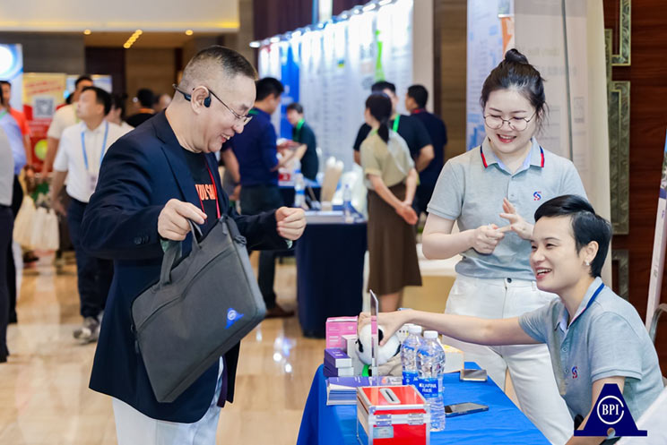 Chinese-Peptide-company-attended-the-3rd-China-Polypeptide-Industry-Conference-6.jpg